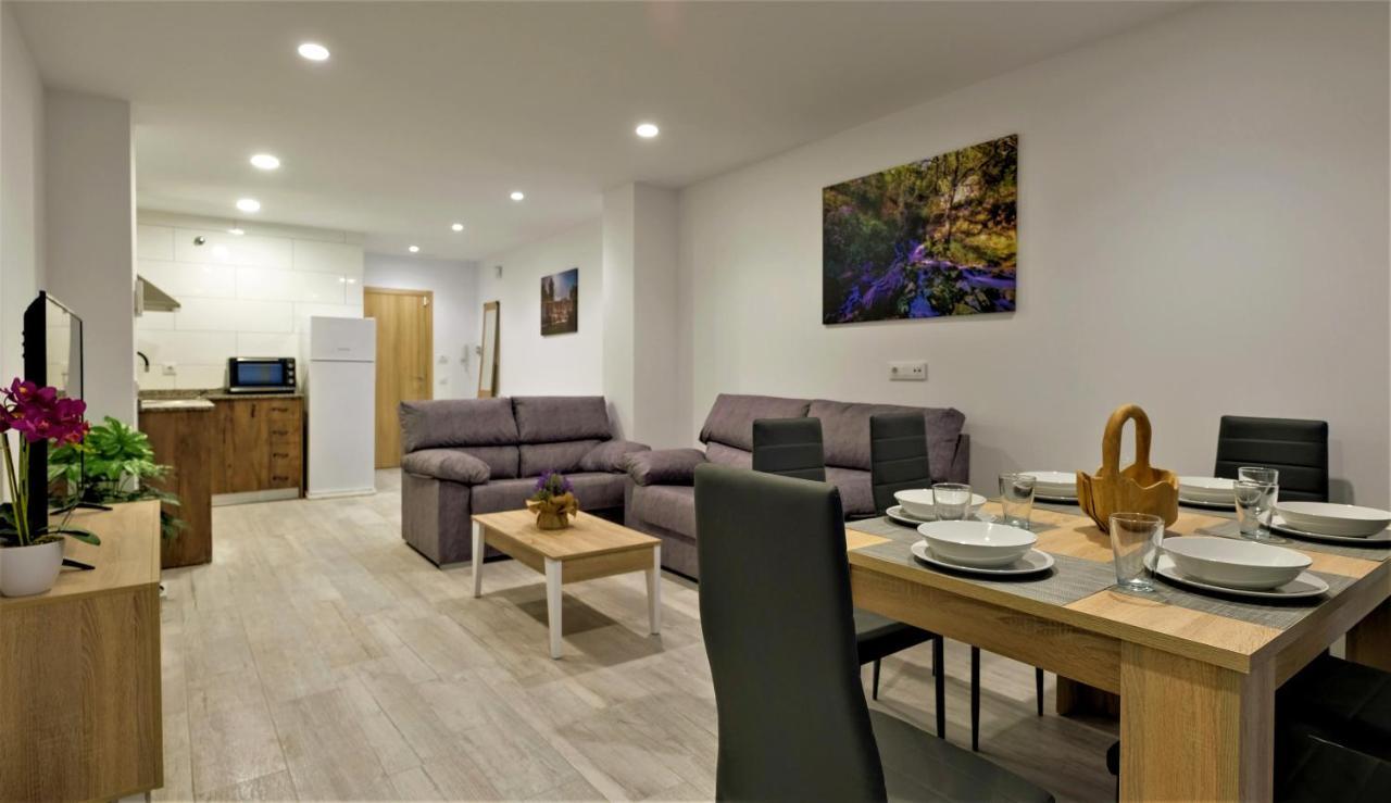 Gegant De Pedra Apartaments Adzaneta ภายนอก รูปภาพ
