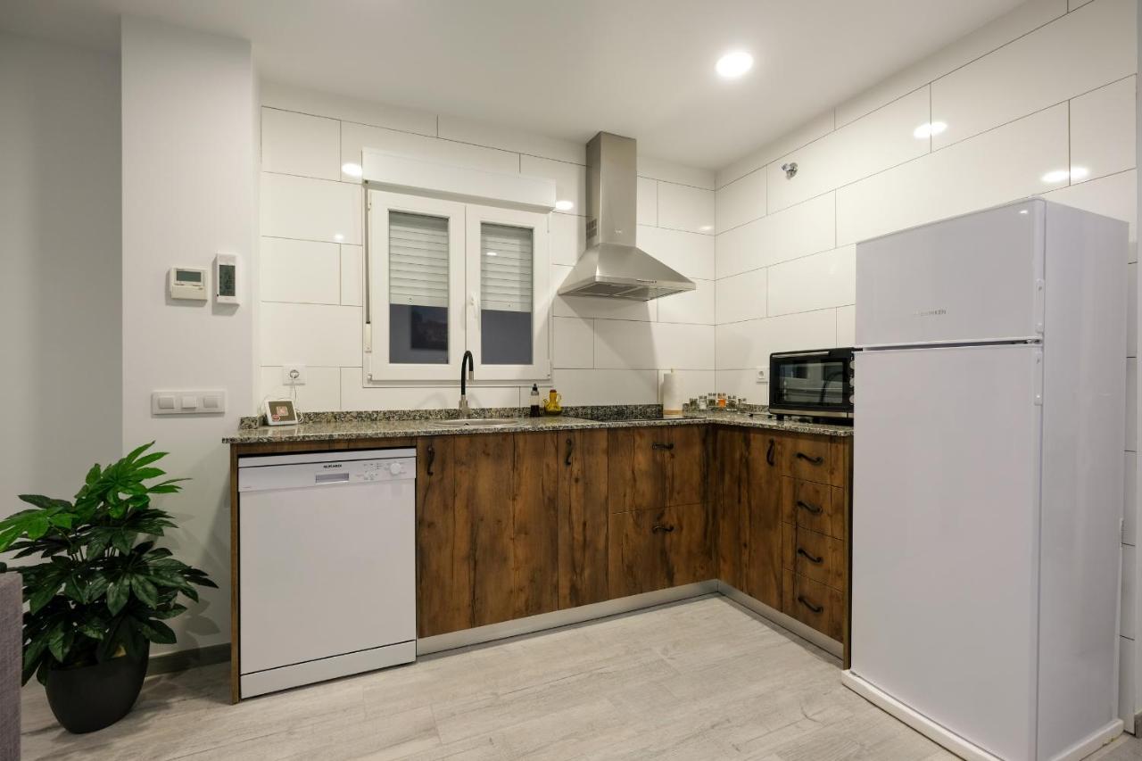 Gegant De Pedra Apartaments Adzaneta ภายนอก รูปภาพ