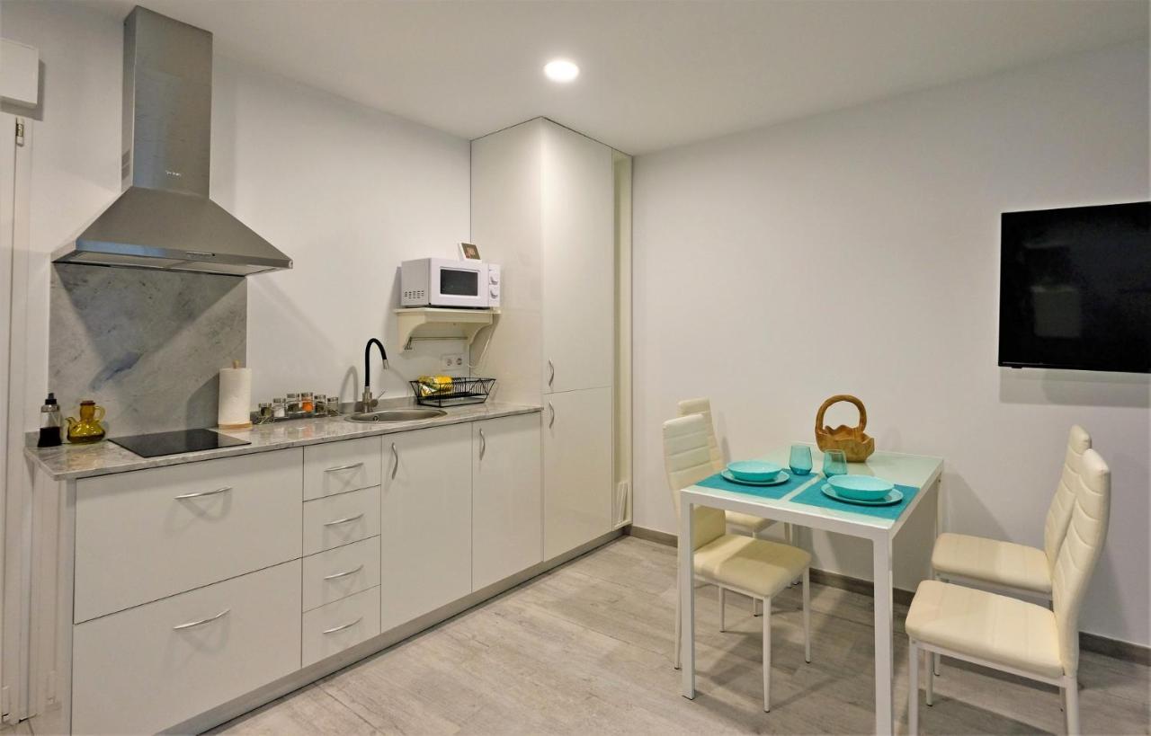 Gegant De Pedra Apartaments Adzaneta ภายนอก รูปภาพ