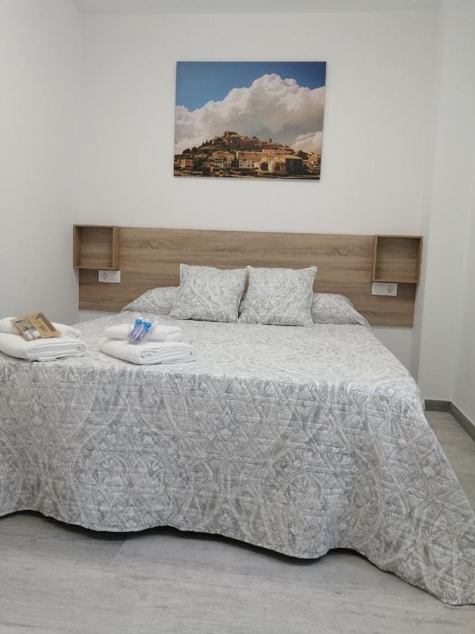 Gegant De Pedra Apartaments Adzaneta ภายนอก รูปภาพ