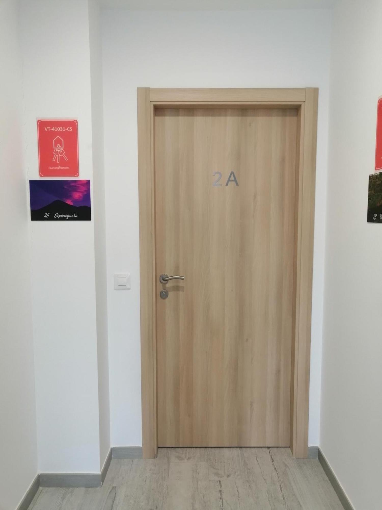 Gegant De Pedra Apartaments Adzaneta ภายนอก รูปภาพ
